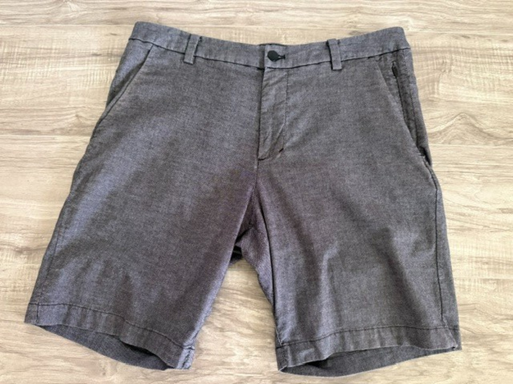 Lululemon Men's Commission Chino-style Walking Short-Gray-Size 33